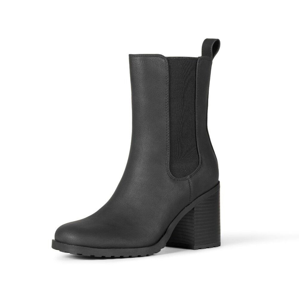 Black Heeled Chelsea Boots Chunky Lug Sole Pull-On Style